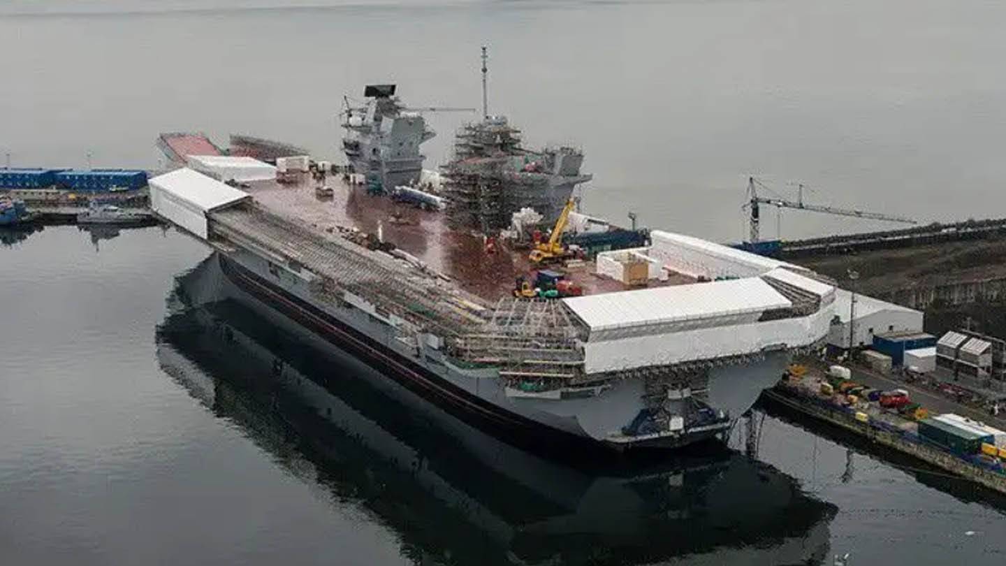 Windows XP Powers Multi-миллиард долларов авианосца